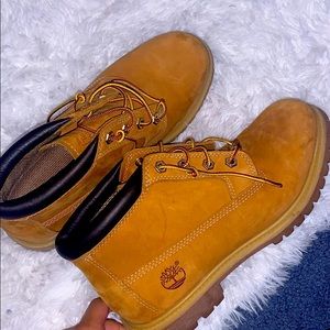 Low Top Timberland Boots